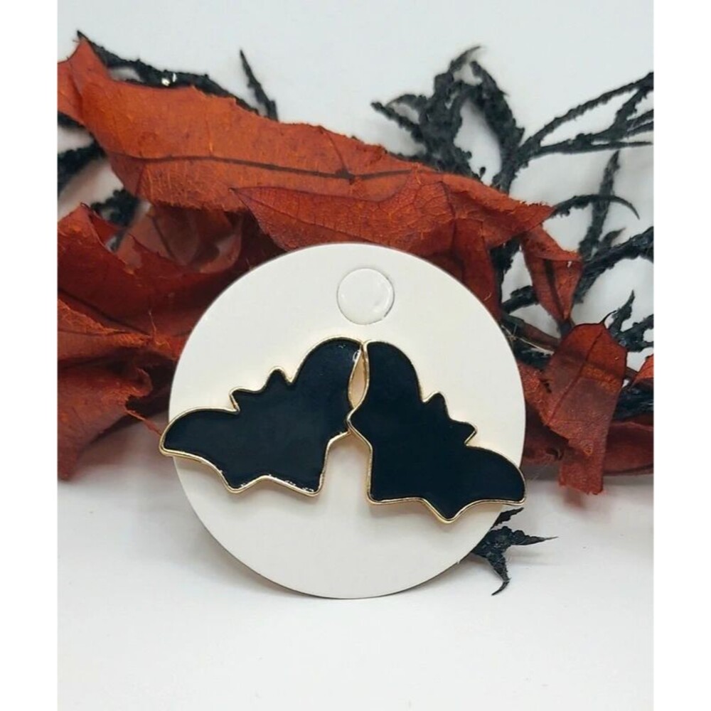 Halloween Earrings Black Bat NWT